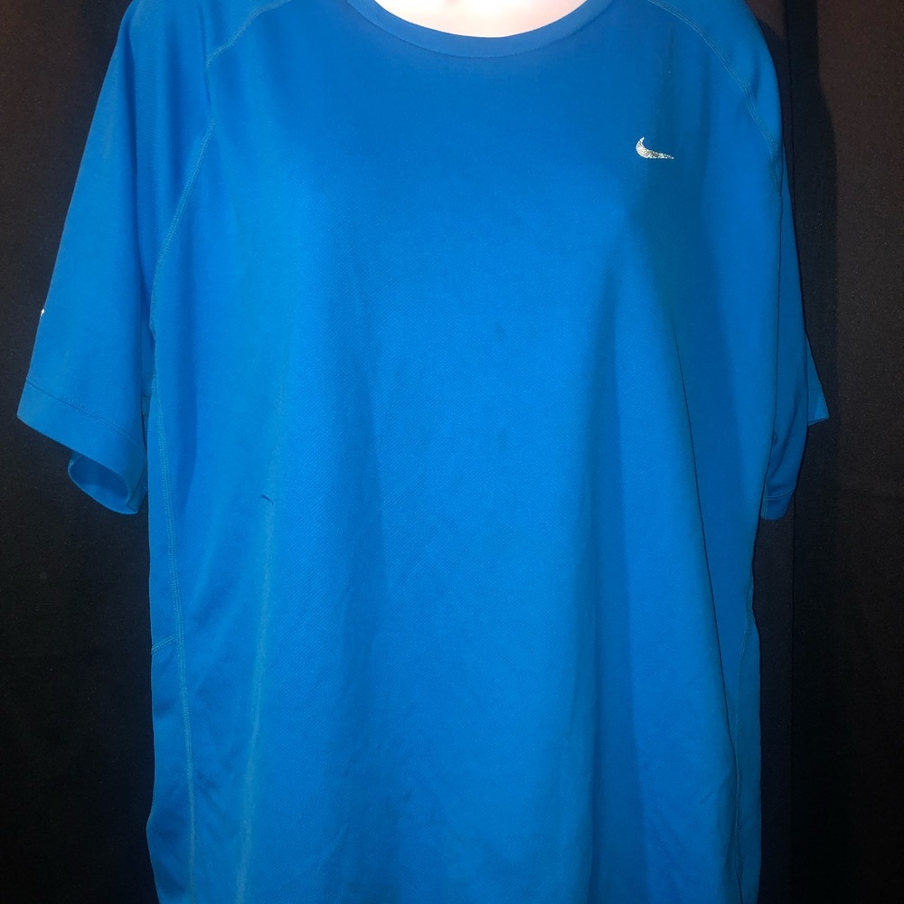 Nike T-shirt